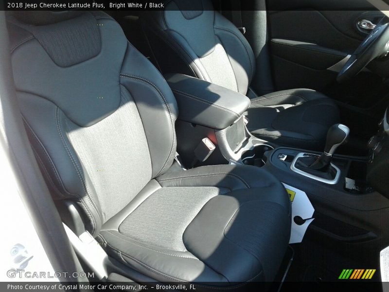Bright White / Black 2018 Jeep Cherokee Latitude Plus