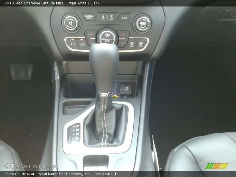 Bright White / Black 2018 Jeep Cherokee Latitude Plus