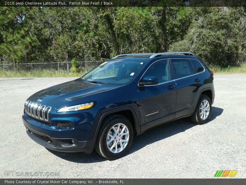 Patriot Blue Pearl / Black 2018 Jeep Cherokee Latitude Plus