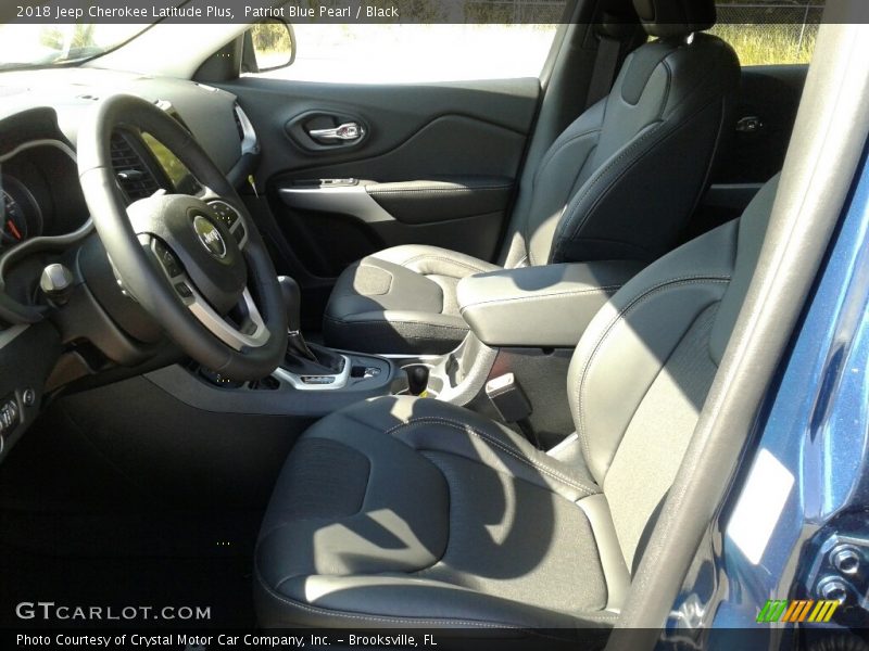 Patriot Blue Pearl / Black 2018 Jeep Cherokee Latitude Plus