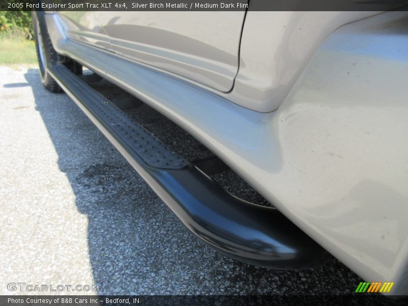 Silver Birch Metallic / Medium Dark Flint 2005 Ford Explorer Sport Trac XLT 4x4