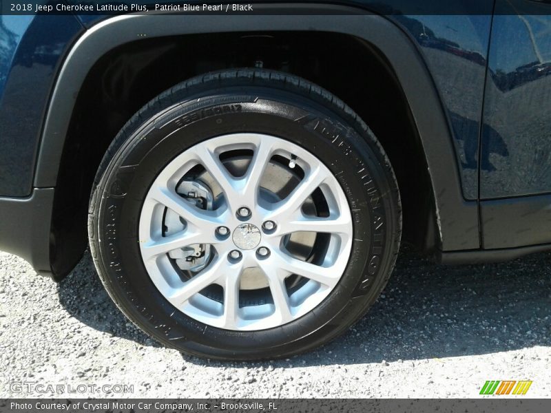 Patriot Blue Pearl / Black 2018 Jeep Cherokee Latitude Plus