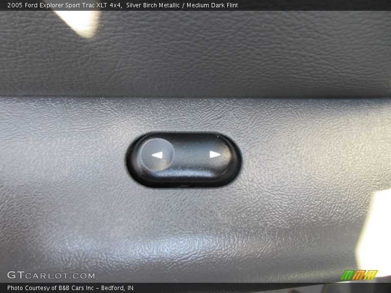 Silver Birch Metallic / Medium Dark Flint 2005 Ford Explorer Sport Trac XLT 4x4
