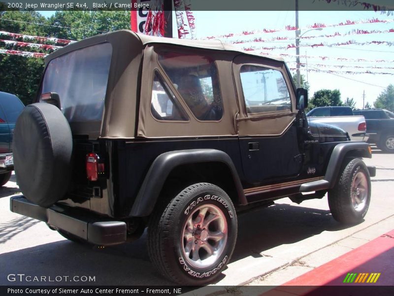 Black / Camel Beige 2002 Jeep Wrangler SE 4x4