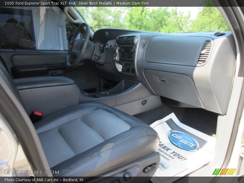 Silver Birch Metallic / Medium Dark Flint 2005 Ford Explorer Sport Trac XLT 4x4