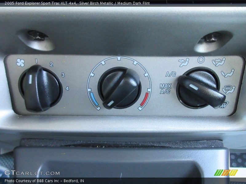 Silver Birch Metallic / Medium Dark Flint 2005 Ford Explorer Sport Trac XLT 4x4
