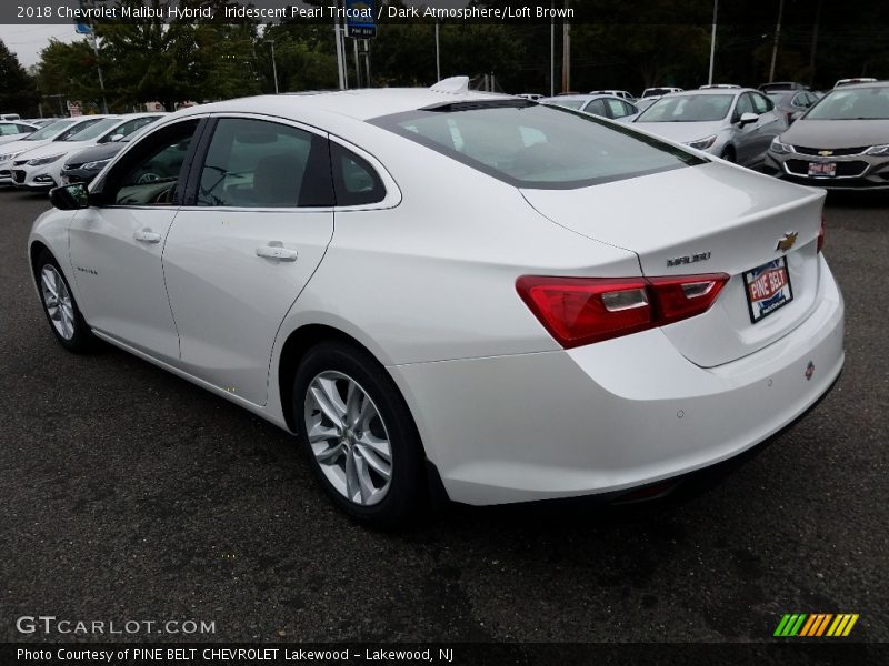 Iridescent Pearl Tricoat / Dark Atmosphere/Loft Brown 2018 Chevrolet Malibu Hybrid