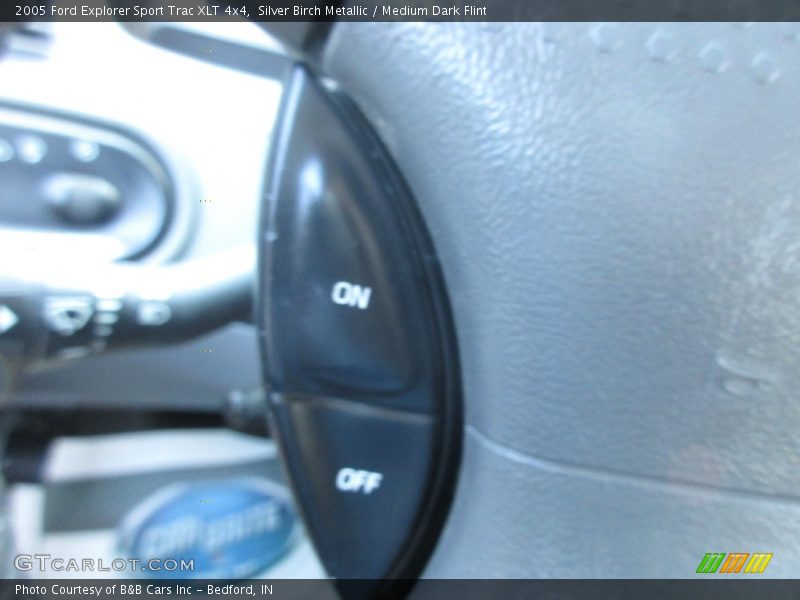 Silver Birch Metallic / Medium Dark Flint 2005 Ford Explorer Sport Trac XLT 4x4