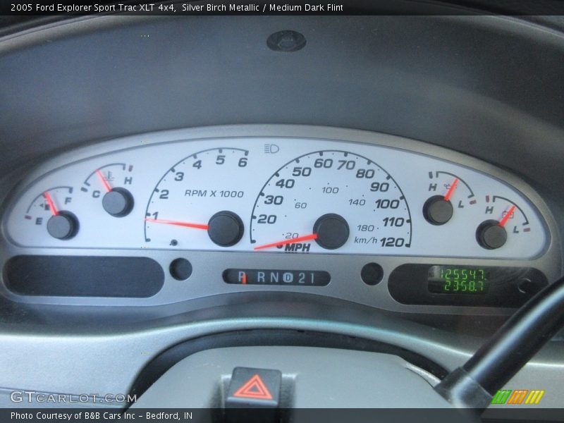 Silver Birch Metallic / Medium Dark Flint 2005 Ford Explorer Sport Trac XLT 4x4