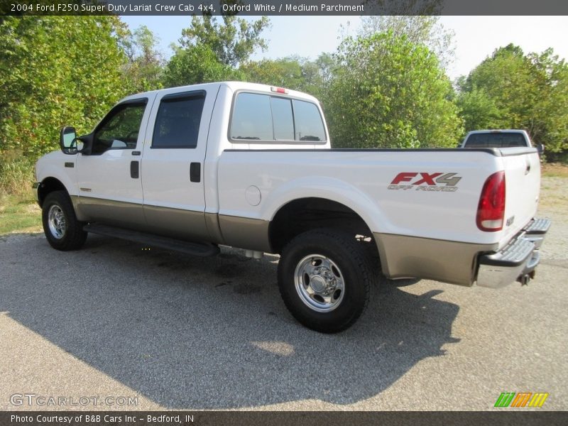 Oxford White / Medium Parchment 2004 Ford F250 Super Duty Lariat Crew Cab 4x4