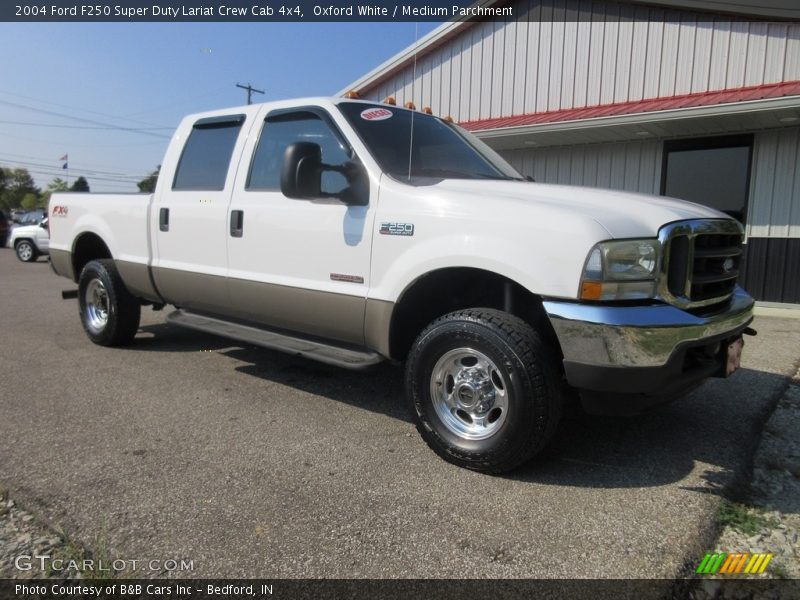 Oxford White / Medium Parchment 2004 Ford F250 Super Duty Lariat Crew Cab 4x4