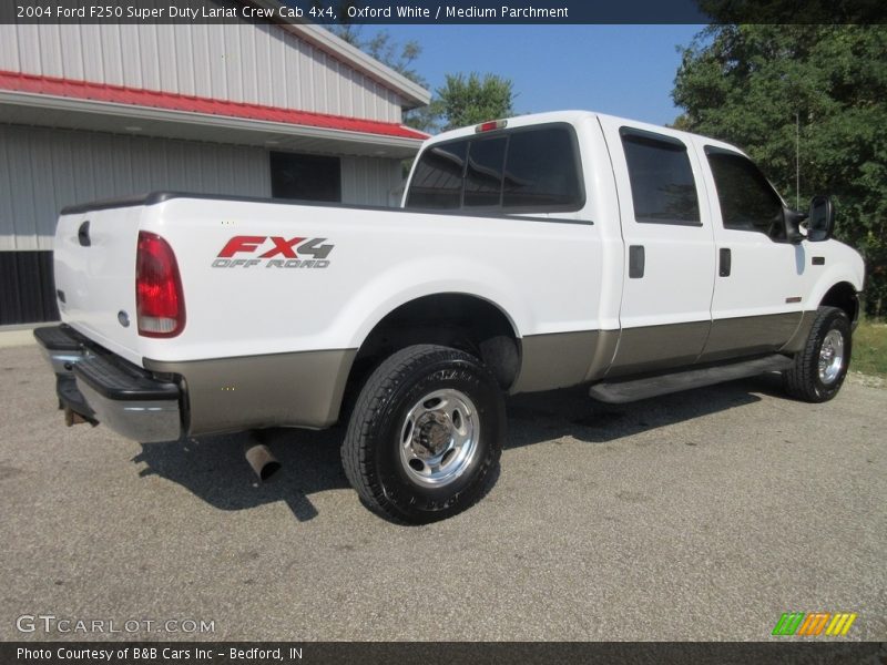 Oxford White / Medium Parchment 2004 Ford F250 Super Duty Lariat Crew Cab 4x4