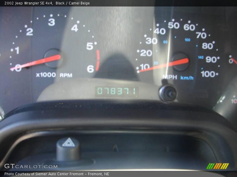 Black / Camel Beige 2002 Jeep Wrangler SE 4x4