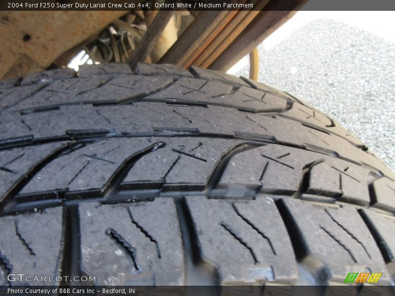 Oxford White / Medium Parchment 2004 Ford F250 Super Duty Lariat Crew Cab 4x4