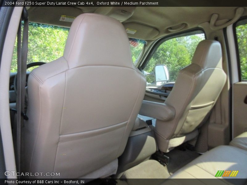 Oxford White / Medium Parchment 2004 Ford F250 Super Duty Lariat Crew Cab 4x4