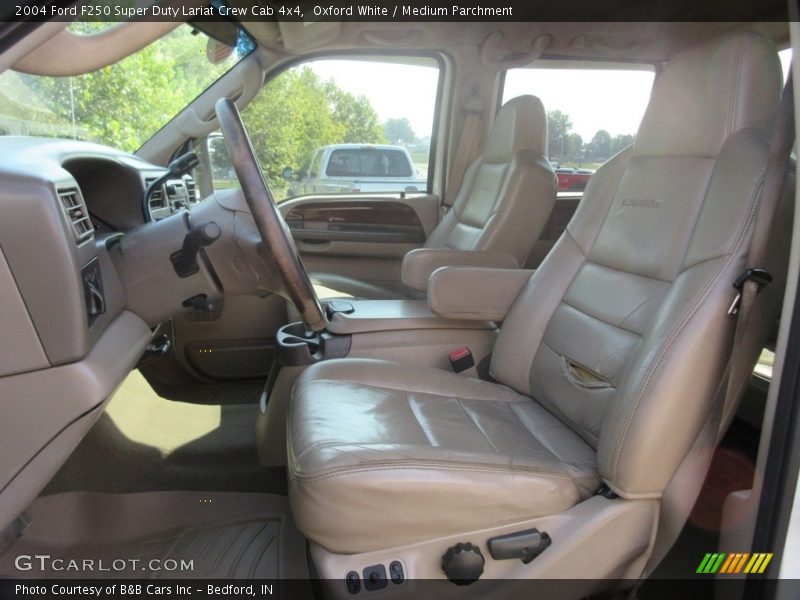 Oxford White / Medium Parchment 2004 Ford F250 Super Duty Lariat Crew Cab 4x4