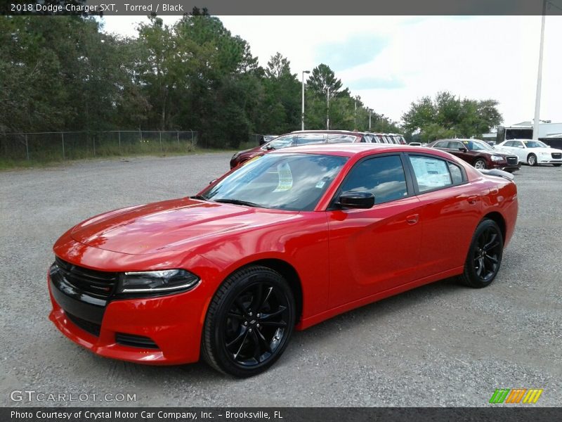 Torred / Black 2018 Dodge Charger SXT