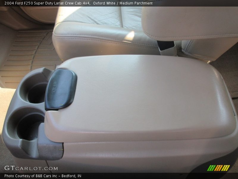 Oxford White / Medium Parchment 2004 Ford F250 Super Duty Lariat Crew Cab 4x4