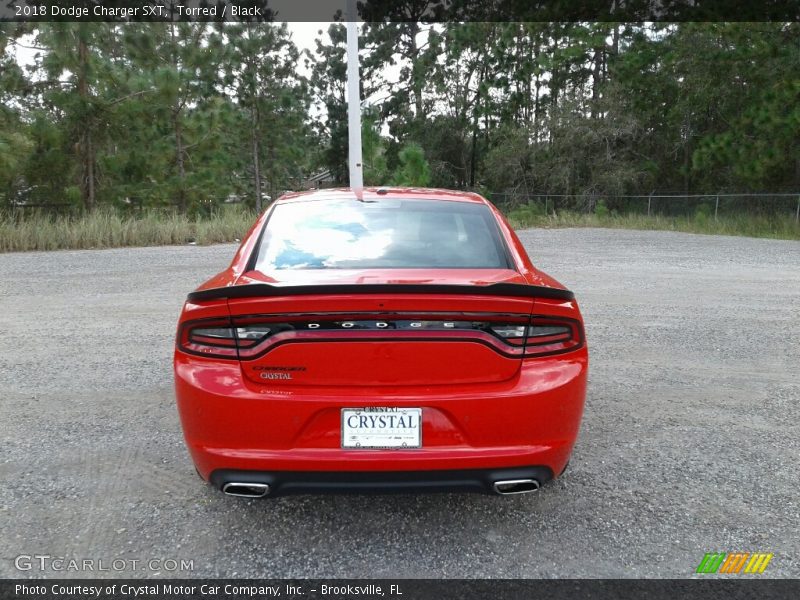 Torred / Black 2018 Dodge Charger SXT