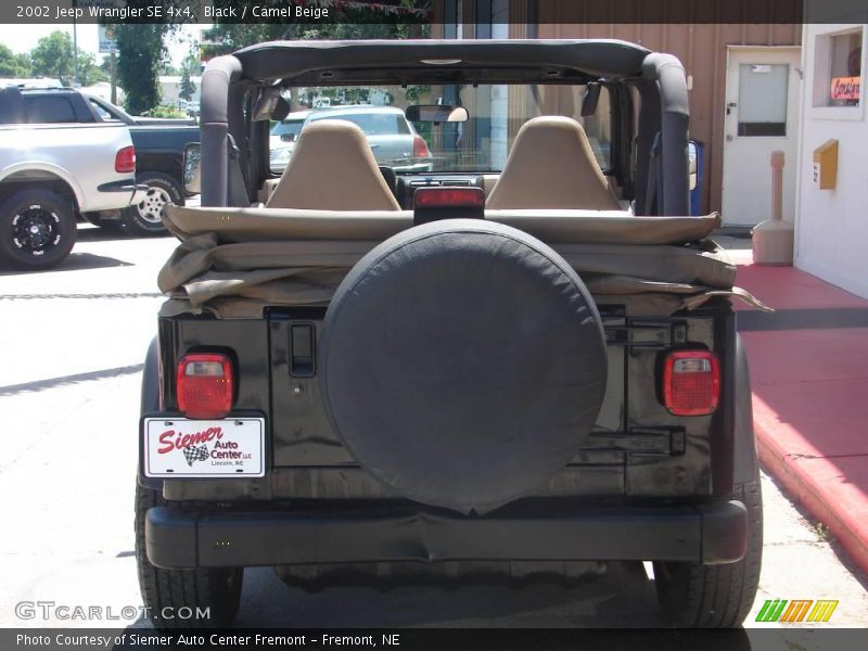 Black / Camel Beige 2002 Jeep Wrangler SE 4x4