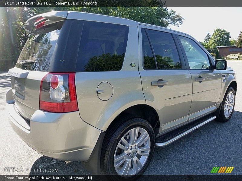 Ipanema Sand / Almond 2010 Land Rover LR2 HSE