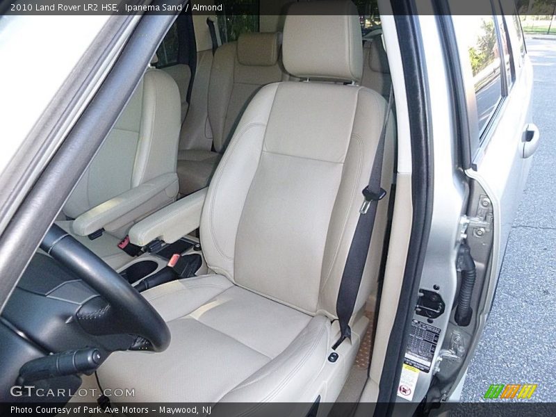 Ipanema Sand / Almond 2010 Land Rover LR2 HSE