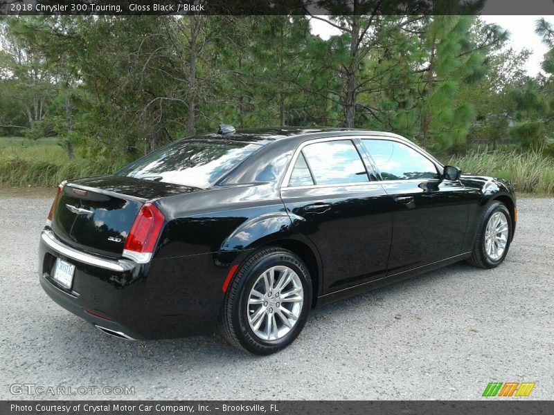 Gloss Black / Black 2018 Chrysler 300 Touring