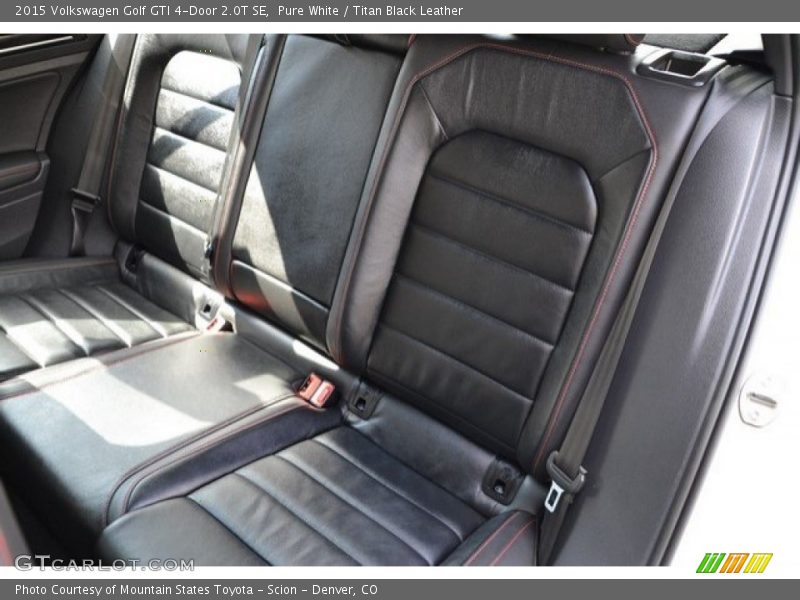 Pure White / Titan Black Leather 2015 Volkswagen Golf GTI 4-Door 2.0T SE