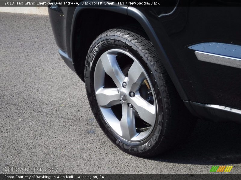 Black Forest Green Pearl / New Saddle/Black 2013 Jeep Grand Cherokee Overland 4x4