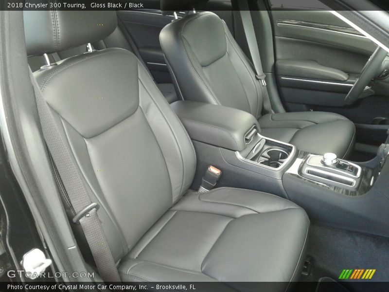 Gloss Black / Black 2018 Chrysler 300 Touring