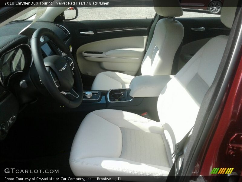 Velvet Red Pearl / Black/Linen 2018 Chrysler 300 Touring