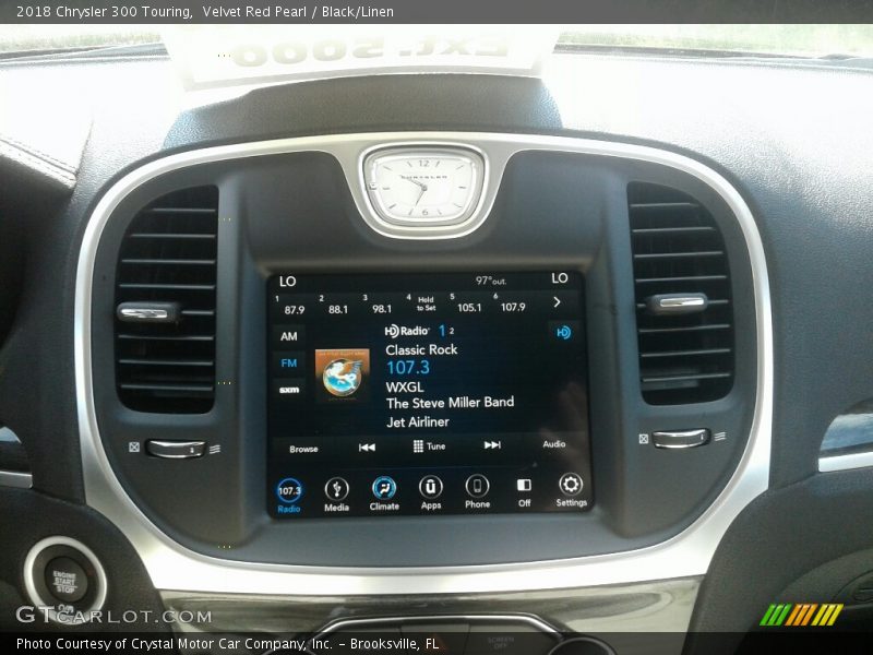 Velvet Red Pearl / Black/Linen 2018 Chrysler 300 Touring