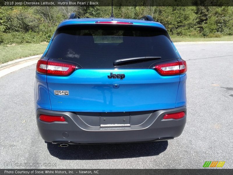 Hydro Blue Pearl / Black 2018 Jeep Cherokee Latitude
