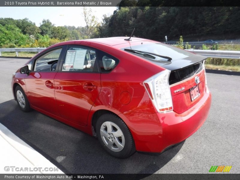 Barcelona Red Metallic / Bisque 2010 Toyota Prius Hybrid III