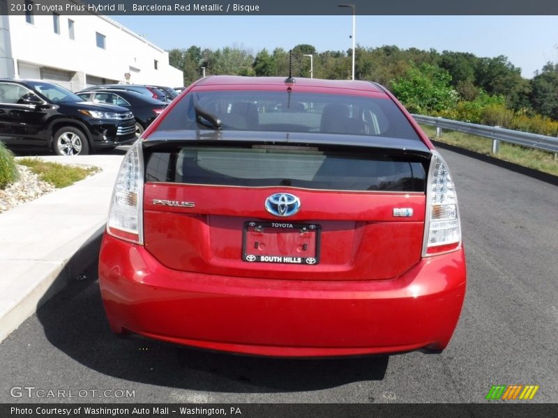 Barcelona Red Metallic / Bisque 2010 Toyota Prius Hybrid III