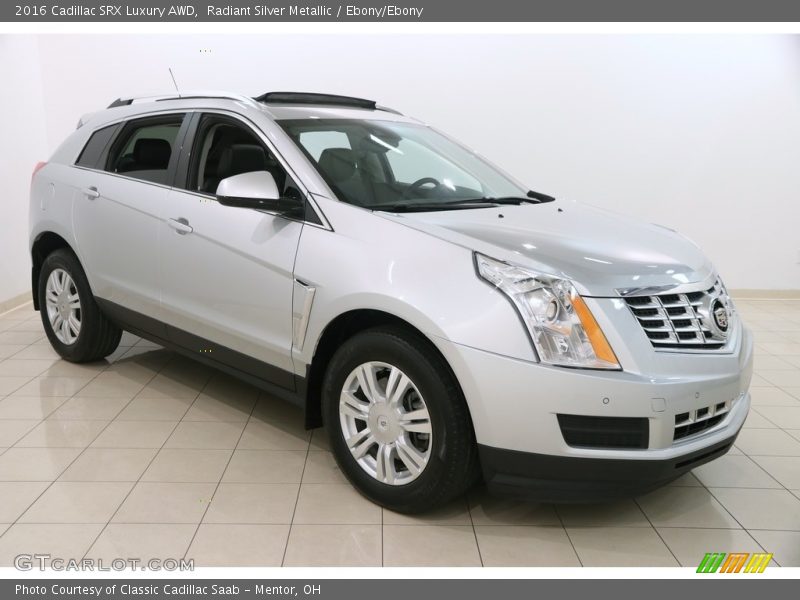 Radiant Silver Metallic / Ebony/Ebony 2016 Cadillac SRX Luxury AWD