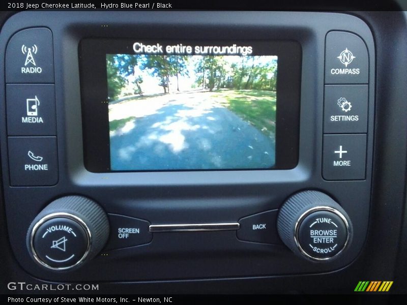 Hydro Blue Pearl / Black 2018 Jeep Cherokee Latitude