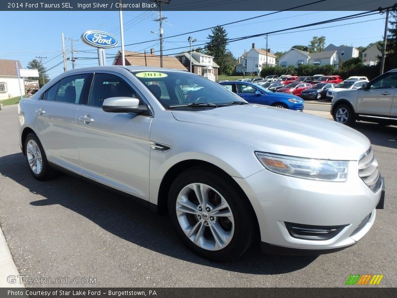 Ingot Silver / Charcoal Black 2014 Ford Taurus SEL