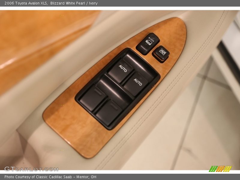 Blizzard White Pearl / Ivory 2006 Toyota Avalon XLS