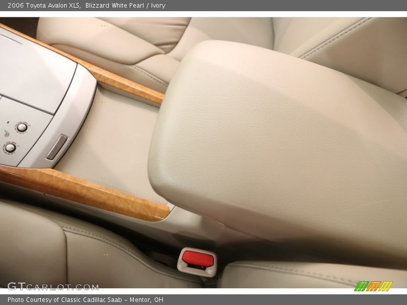 Blizzard White Pearl / Ivory 2006 Toyota Avalon XLS