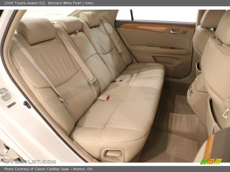 Blizzard White Pearl / Ivory 2006 Toyota Avalon XLS