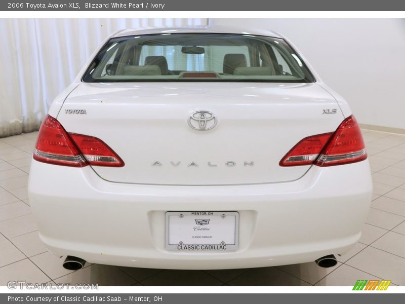 Blizzard White Pearl / Ivory 2006 Toyota Avalon XLS
