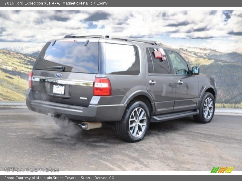 Magnetic Metallic / Ebony 2016 Ford Expedition XLT 4x4