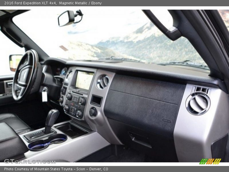 Magnetic Metallic / Ebony 2016 Ford Expedition XLT 4x4