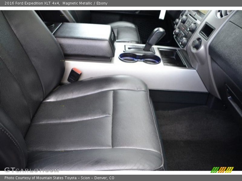Magnetic Metallic / Ebony 2016 Ford Expedition XLT 4x4