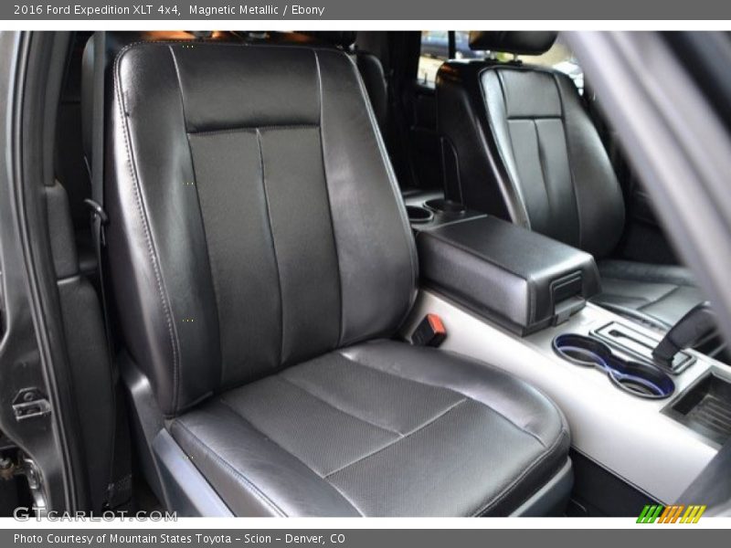 Magnetic Metallic / Ebony 2016 Ford Expedition XLT 4x4