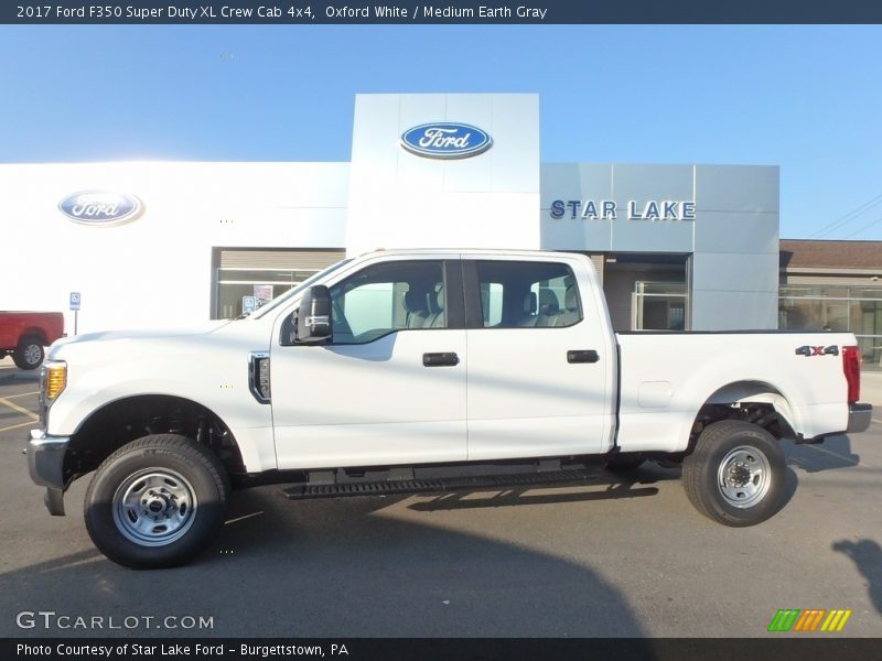 Oxford White / Medium Earth Gray 2017 Ford F350 Super Duty XL Crew Cab 4x4