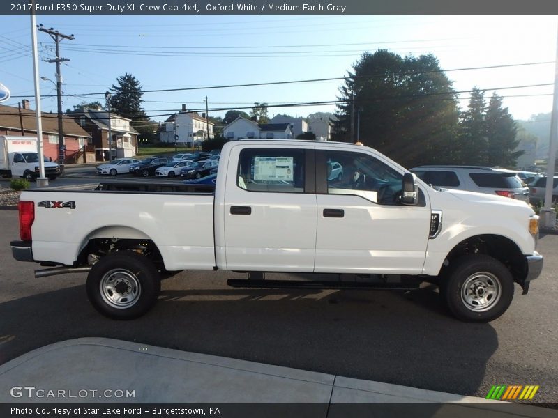 Oxford White / Medium Earth Gray 2017 Ford F350 Super Duty XL Crew Cab 4x4