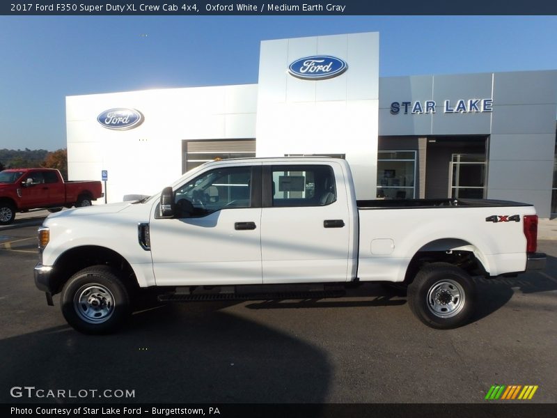 Oxford White / Medium Earth Gray 2017 Ford F350 Super Duty XL Crew Cab 4x4