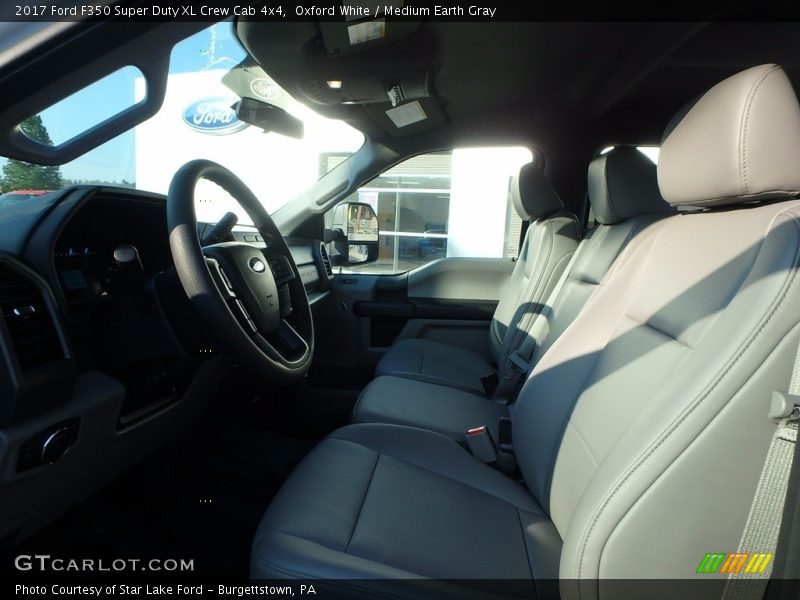 Oxford White / Medium Earth Gray 2017 Ford F350 Super Duty XL Crew Cab 4x4